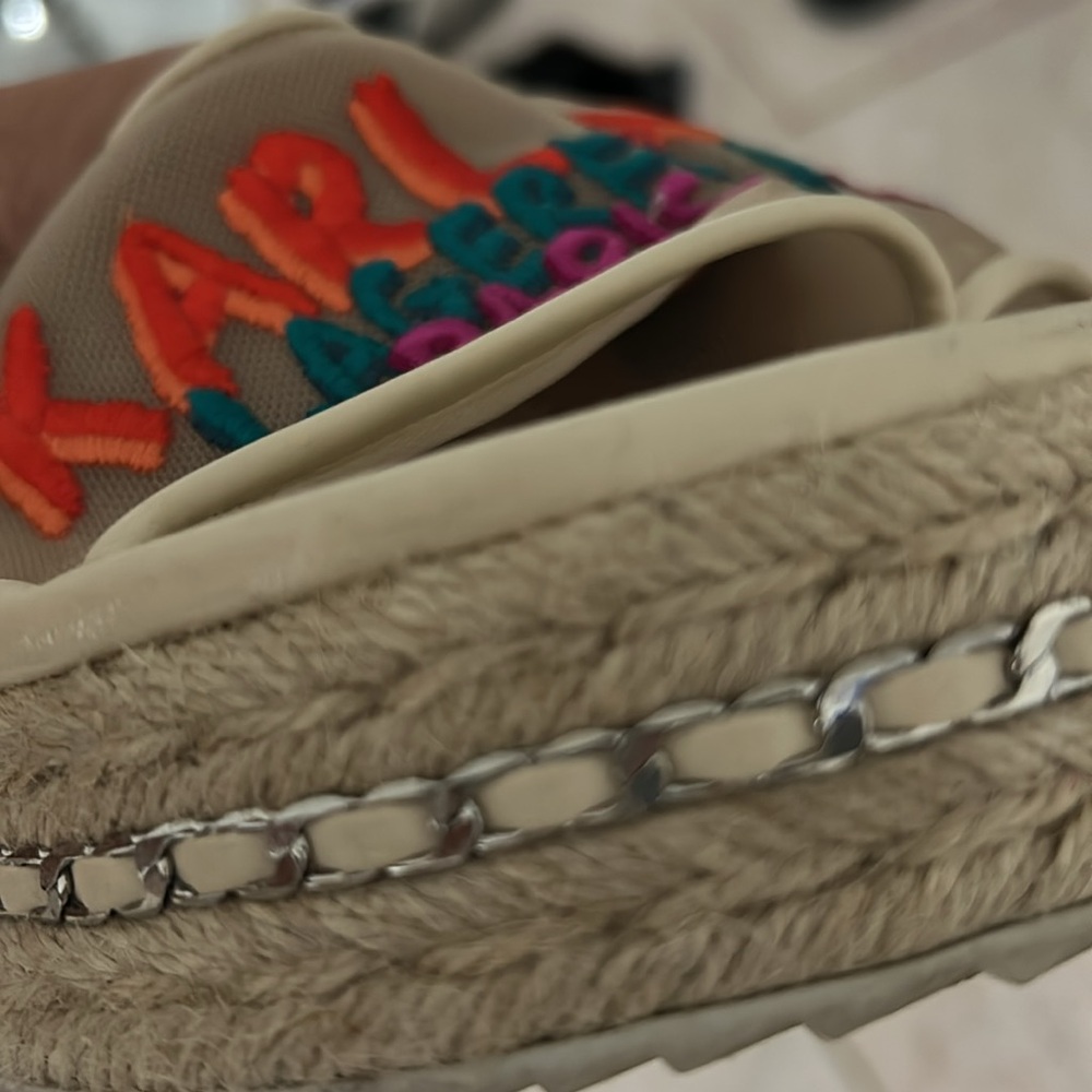 Karl Lagerfeld Cream Slides with Colorful Embroidery - Picture 5 of 6